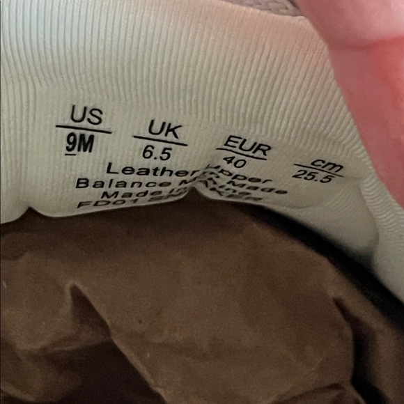 NWT Dr Scholls x Favorite Daughter White Sneakers Size 9 - Picture 13 of 13